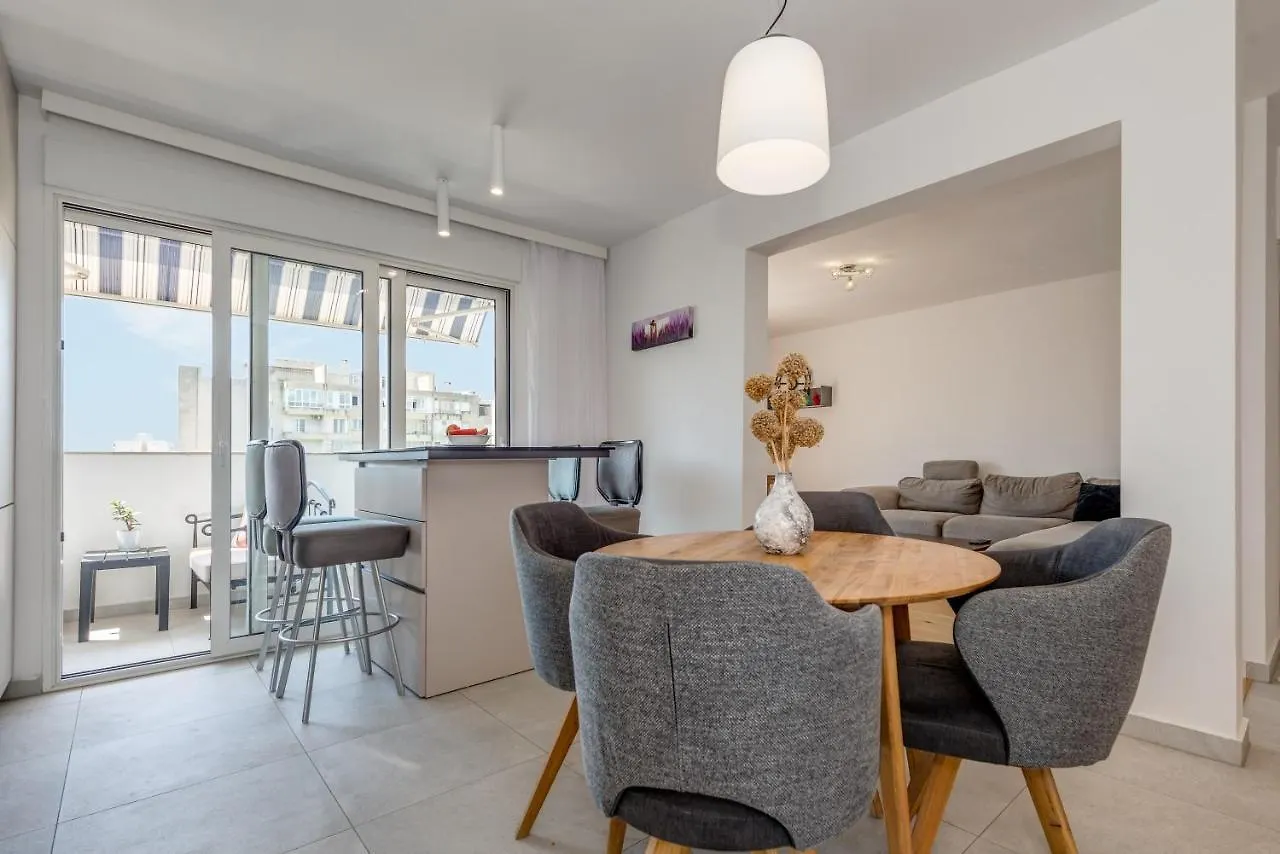 Modern 90 M2 Apt With Balcony W The Sea View Split Apartment