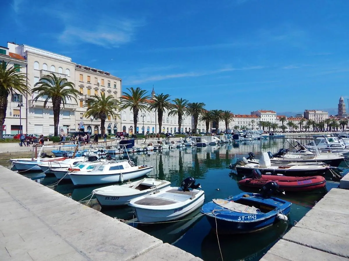 Apartment Modern 90 M2 Apt With Balcony W The Sea View Split Croatia